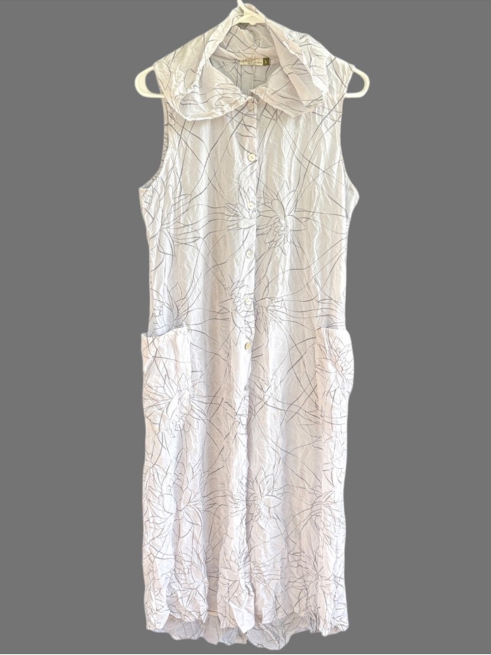 EUC Chalet et Ceci Sleeveless Hooded Button Front Crinkle Dress Grey Size Small